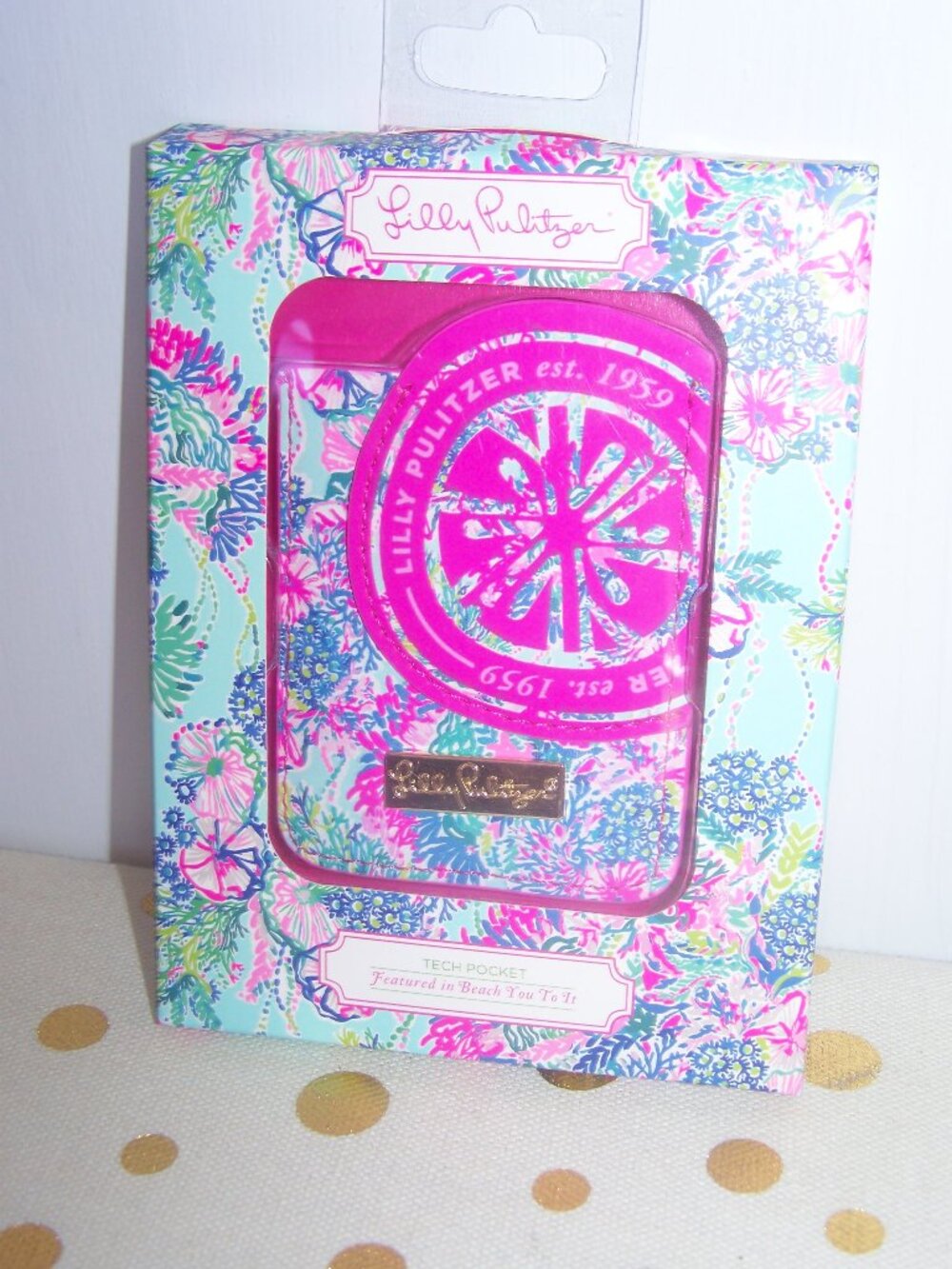 Lilly Pulitzer NWB Tech Pocket "Beach You To It"